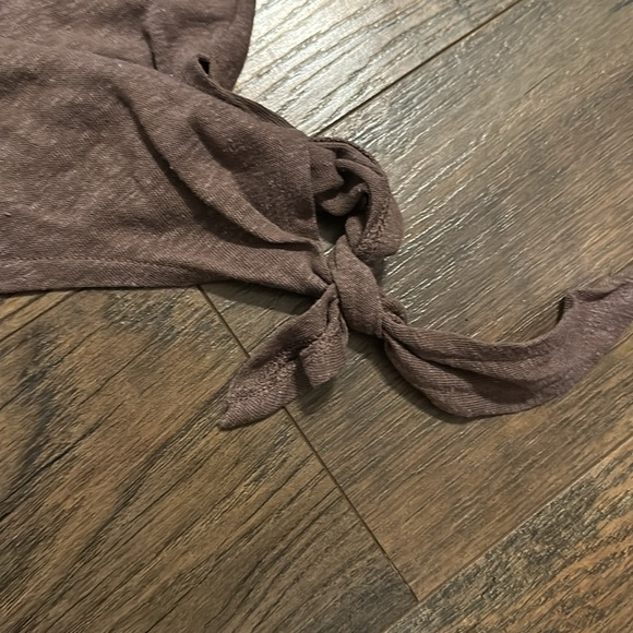 NWOT Gap Women's Linen-Blend Shell Tank Top with side tye Size XL - Picture 3 of 4